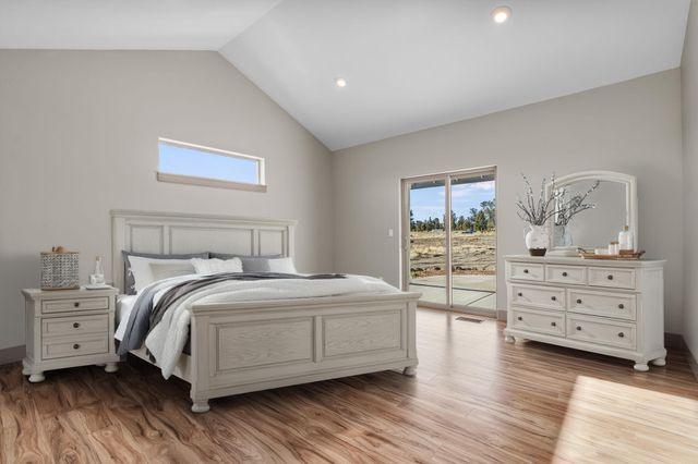 502 SW Bent Loop, Powell Butte, OR 97753