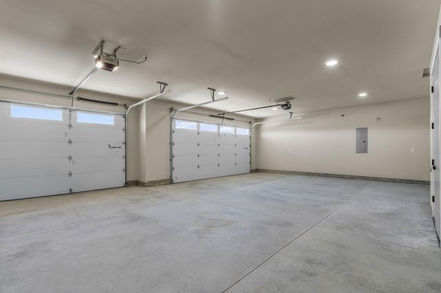 502 SW Bent Loop, Powell Butte, OR 97753