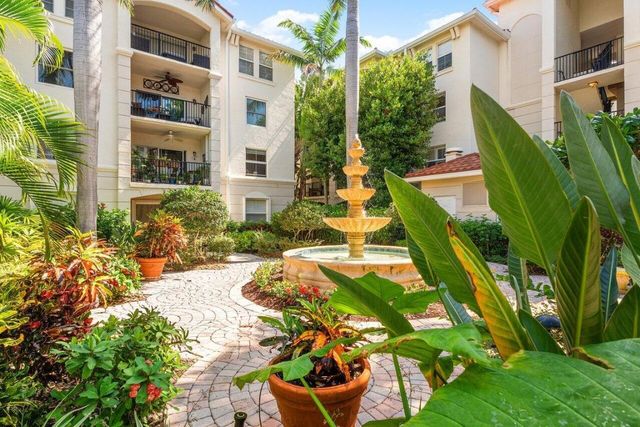 3211 Tuscany Way, Boynton Beach, FL 33435