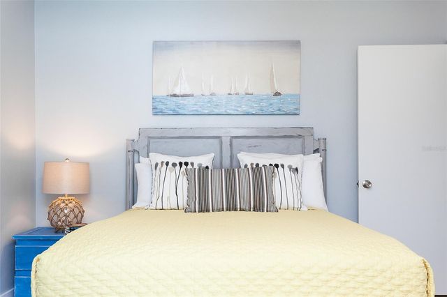 407 E CRYSTAL LAKE STREET, Orlando, FL 32806