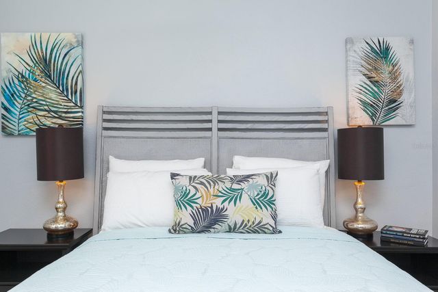 407 E CRYSTAL LAKE STREET, Orlando, FL 32806