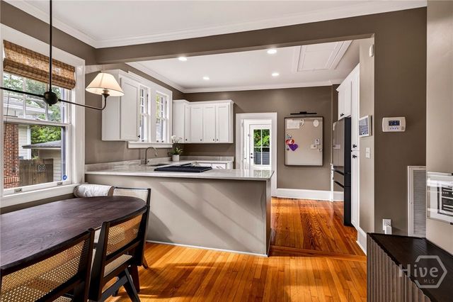 312 E 48th Street, Savannah, GA 31405