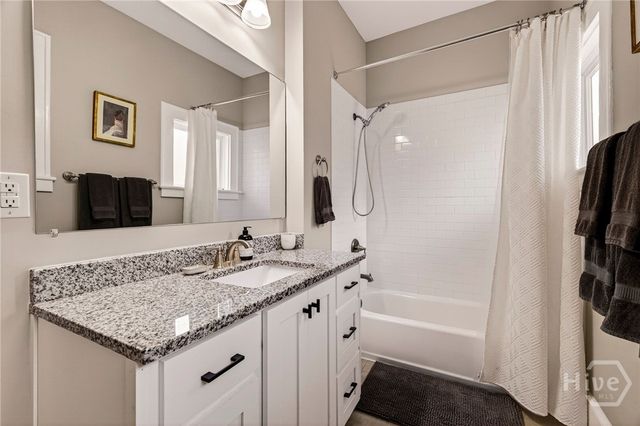 312 E 48th Street, Savannah, GA 31405
