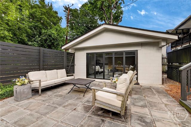 312 E 48th Street, Savannah, GA 31405