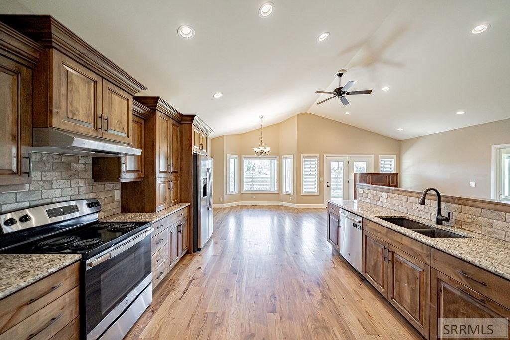 Image 13 of property listing at 3094 W 6800 S, Rexburg, ID 83440