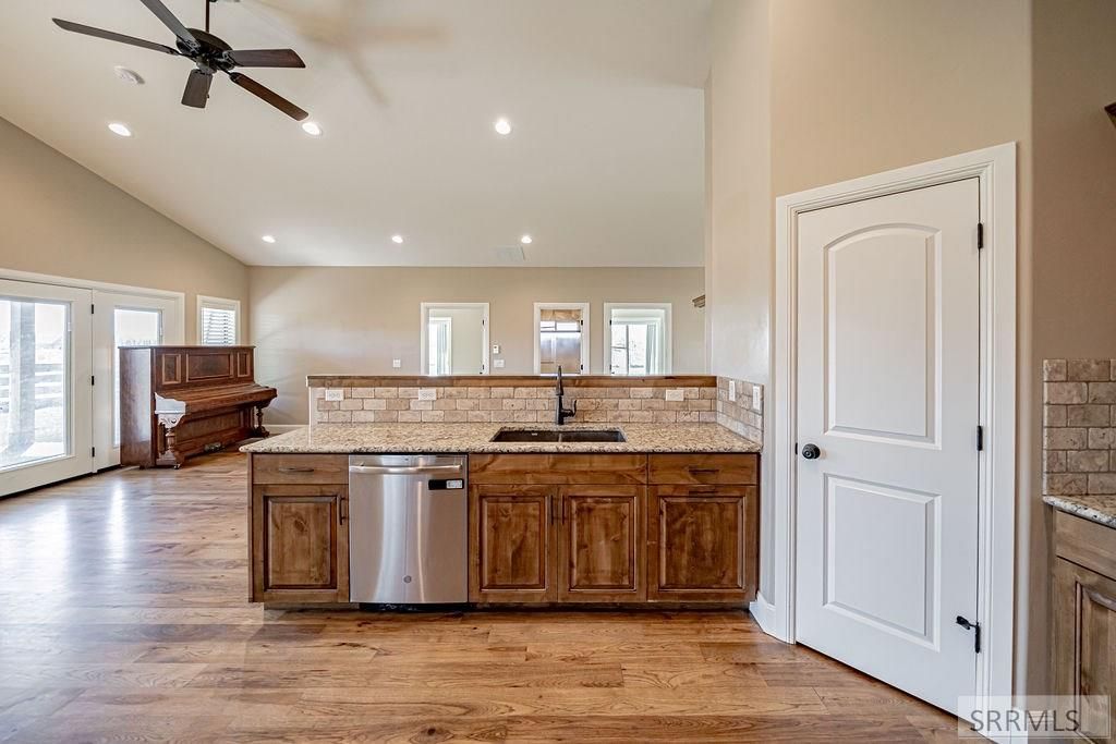 Image 15 of property listing at 3094 W 6800 S, Rexburg, ID 83440