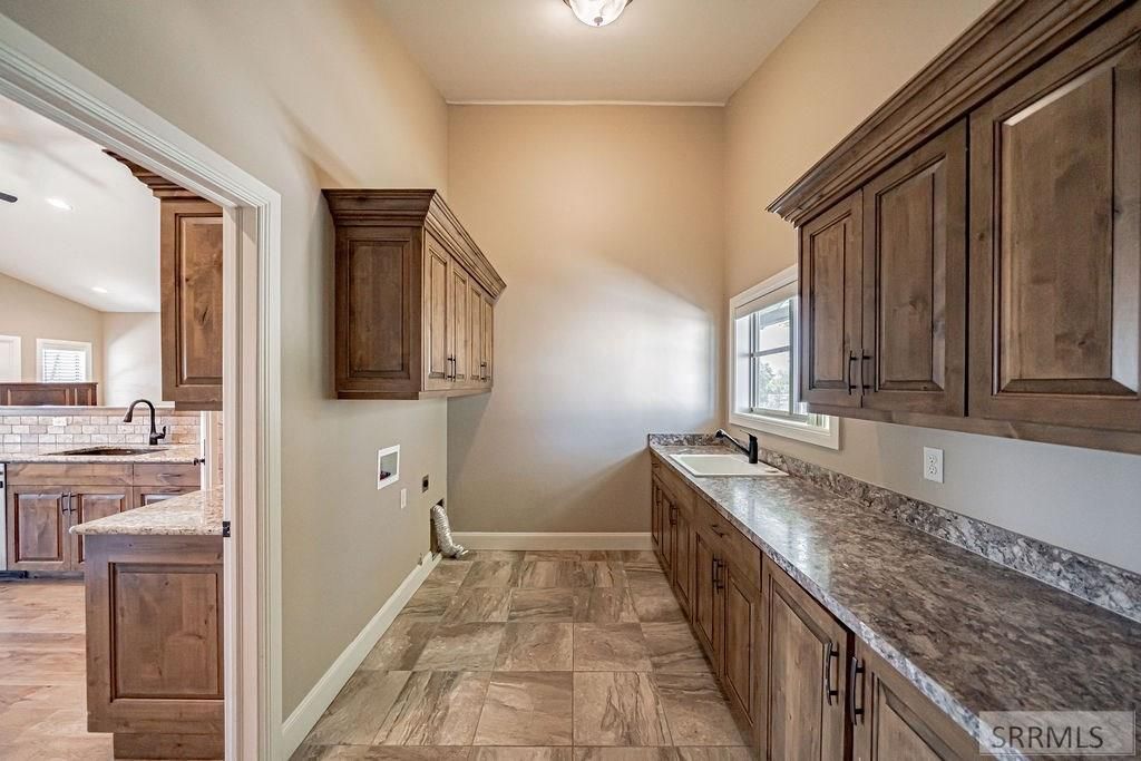 Image 18 of property listing at 3094 W 6800 S, Rexburg, ID 83440