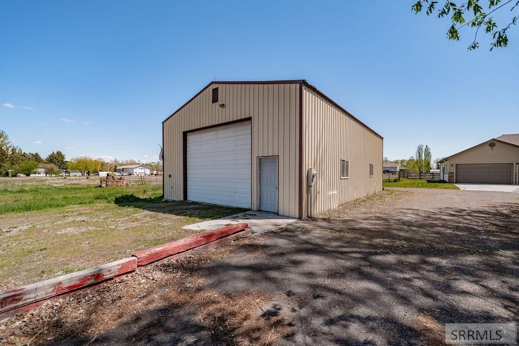 Image 38 of property listing at 3094 W 6800 S, Rexburg, ID 83440