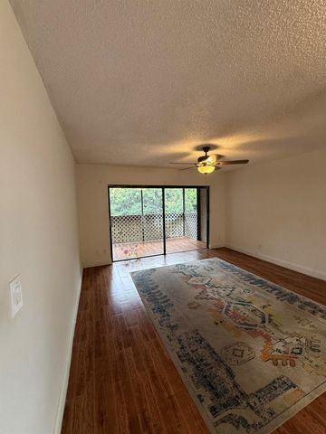4259 NW Wood Ride Road E, Boynton Beach, FL 33436