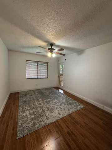 4259 NW Wood Ride Road E, Boynton Beach, FL 33436