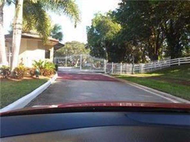 4259 NW Wood Ride Road E, Boynton Beach, FL 33436