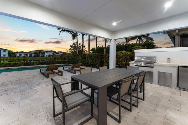 13689 Artisan Circle, Palm Beach Gardens, FL 33418