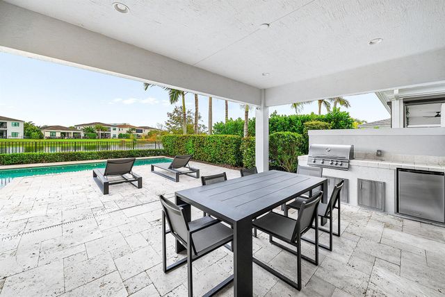 13689 Artisan Circle, Palm Beach Gardens, FL 33418