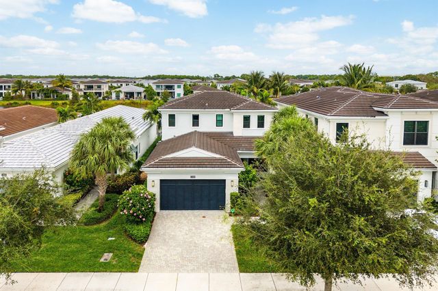 13689 Artisan Circle, Palm Beach Gardens, FL 33418