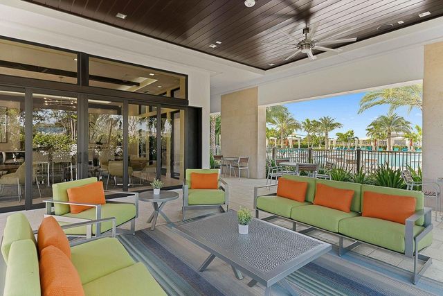 13689 Artisan Circle, Palm Beach Gardens, FL 33418