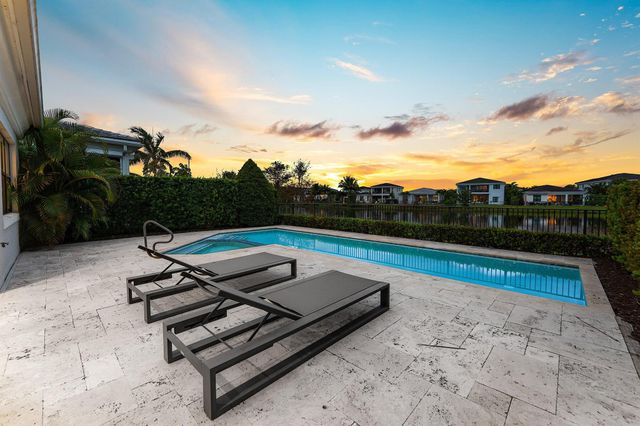 13689 Artisan Circle, Palm Beach Gardens, FL 33418