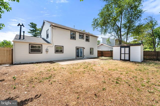 27 SHAWMONT LN, Willingboro, NJ 08046