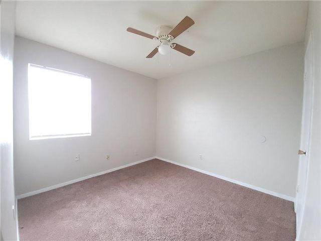 2703 Evergreen Circle, Bryan, TX 77801