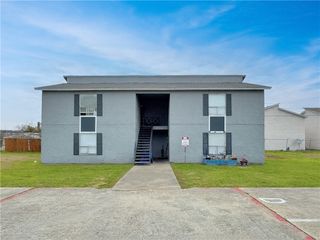 2703 Evergreen Circle, Bryan, TX 77801