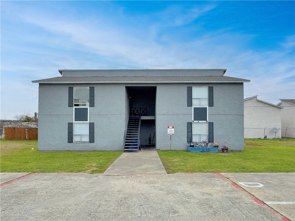 2703 Evergreen Circle, Bryan, TX 77801