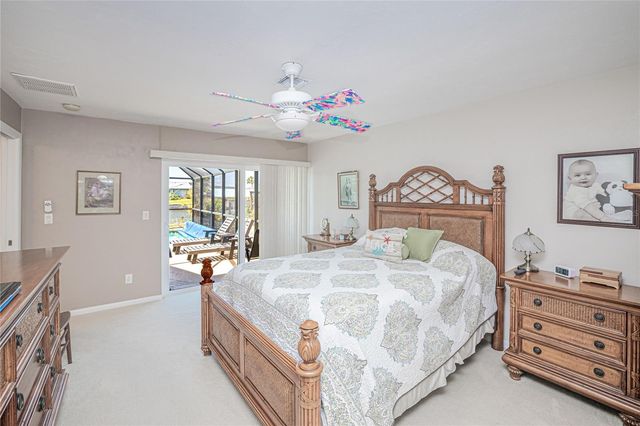 322 E TARPON BOULEVARD NW, Port Charlotte, FL 33952