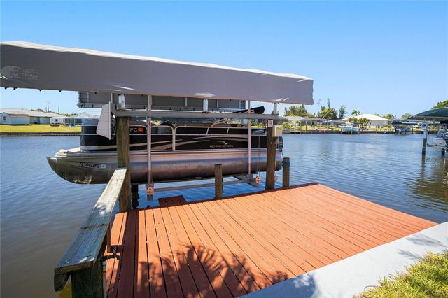 322 E TARPON BOULEVARD NW, Port Charlotte, FL 33952