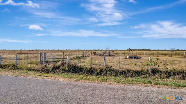 Tract 5 Hiller Road, Inez, TX 77968