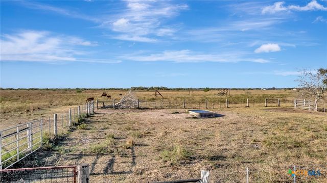 Tract 5 Hiller Road, Inez, TX 77968