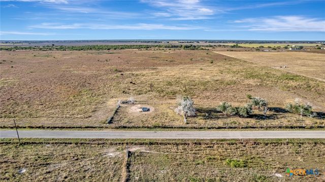 Tract 5 Hiller Road, Inez, TX 77968