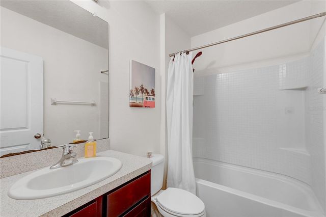 9904 HOUND CHASE DRIVE, Gibsonton, FL 33534