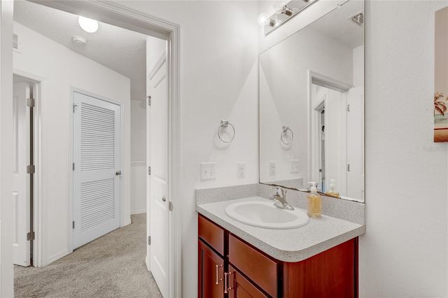 9904 HOUND CHASE DRIVE, Gibsonton, FL 33534