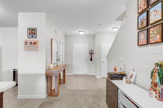9904 HOUND CHASE DRIVE, Gibsonton, FL 33534