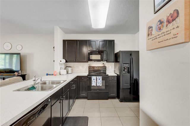 9904 HOUND CHASE DRIVE, Gibsonton, FL 33534