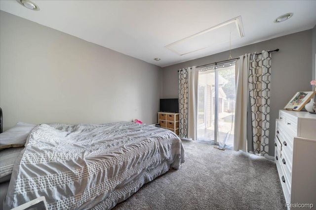 795 Hogarth Avenue, Waterford Charter Township, MI 48328
