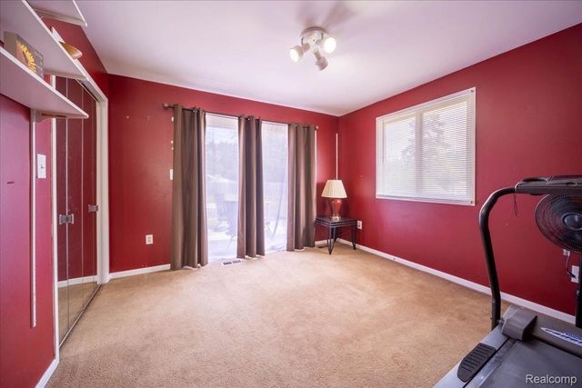 795 Hogarth Avenue, Waterford Charter Township, MI 48328