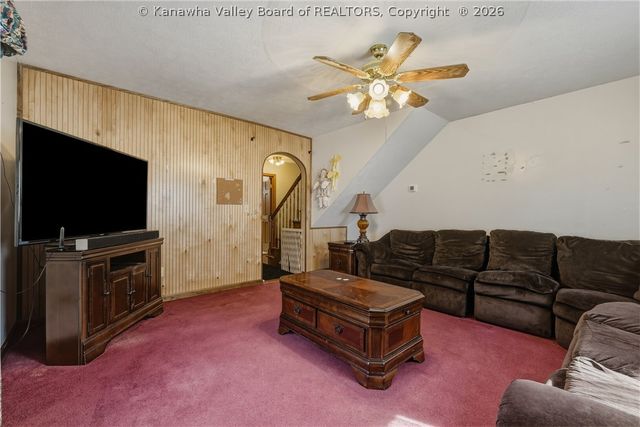 608 Teays Lane, Hurricane, WV 25526