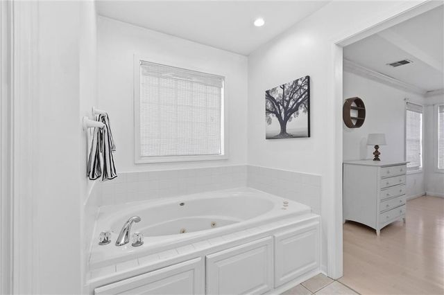 3371 S Cochise Avenue, Independence, MO 64057