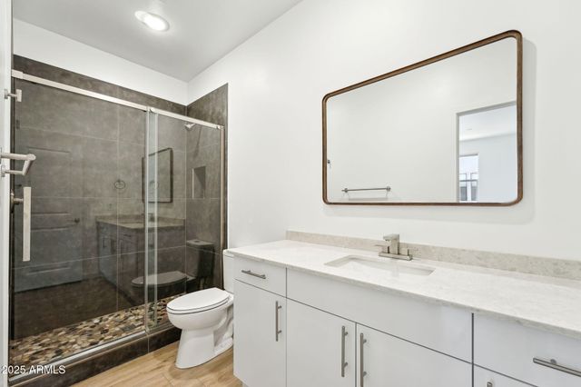 225 N PLEASANT Drive 30, Chandler, AZ 85225