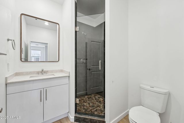 225 N PLEASANT Drive 30, Chandler, AZ 85225