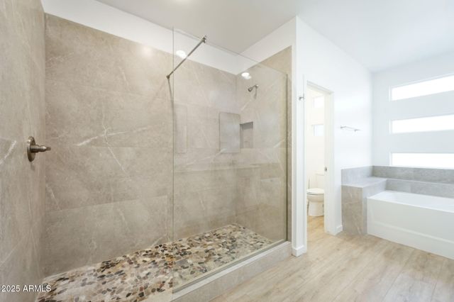 225 N PLEASANT Drive 30, Chandler, AZ 85225