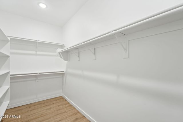 225 N PLEASANT Drive 30, Chandler, AZ 85225