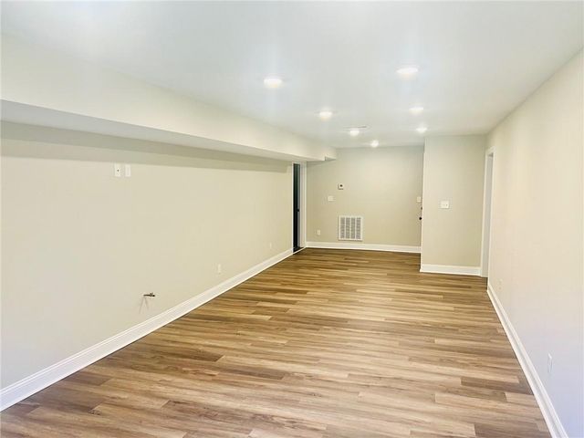 24 Applewood Lane, Taylorsville, GA 30178