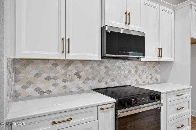 22 Eric Drive, Palm Coast, FL 32164