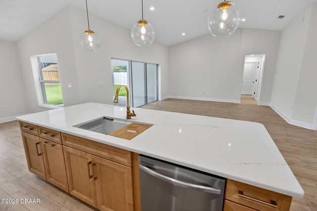22 Eric Drive, Palm Coast, FL 32164