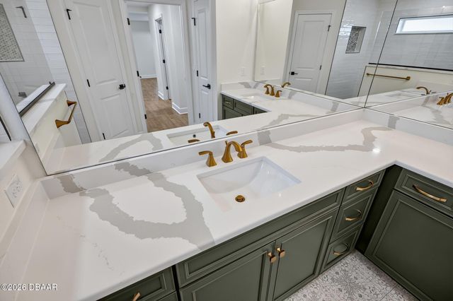 22 Eric Drive, Palm Coast, FL 32164