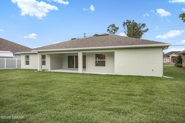 22 Eric Drive, Palm Coast, FL 32164