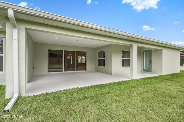 22 Eric Drive, Palm Coast, FL 32164