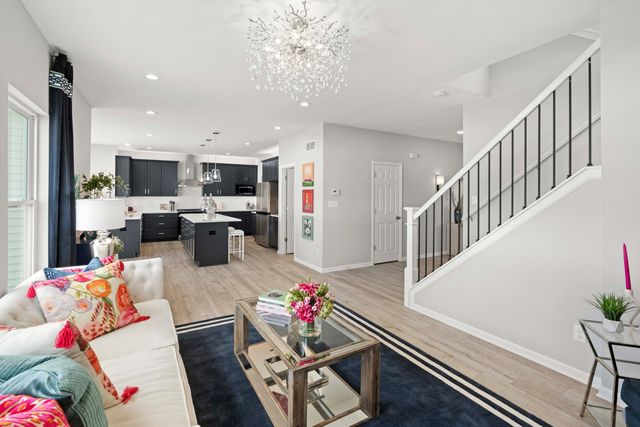 89 Bergamo Lane E, Crown Point, IN 46307