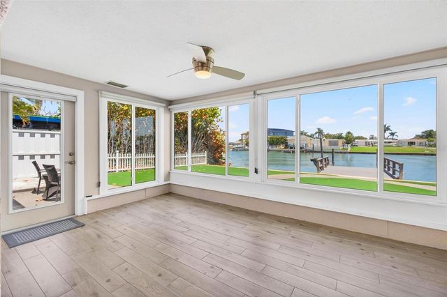 245 176TH AVENUE E, Redington Shores, FL 33708