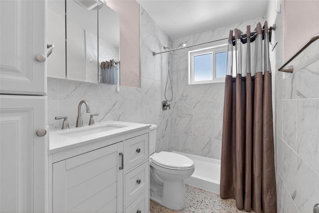 245 176TH AVENUE E, Redington Shores, FL 33708